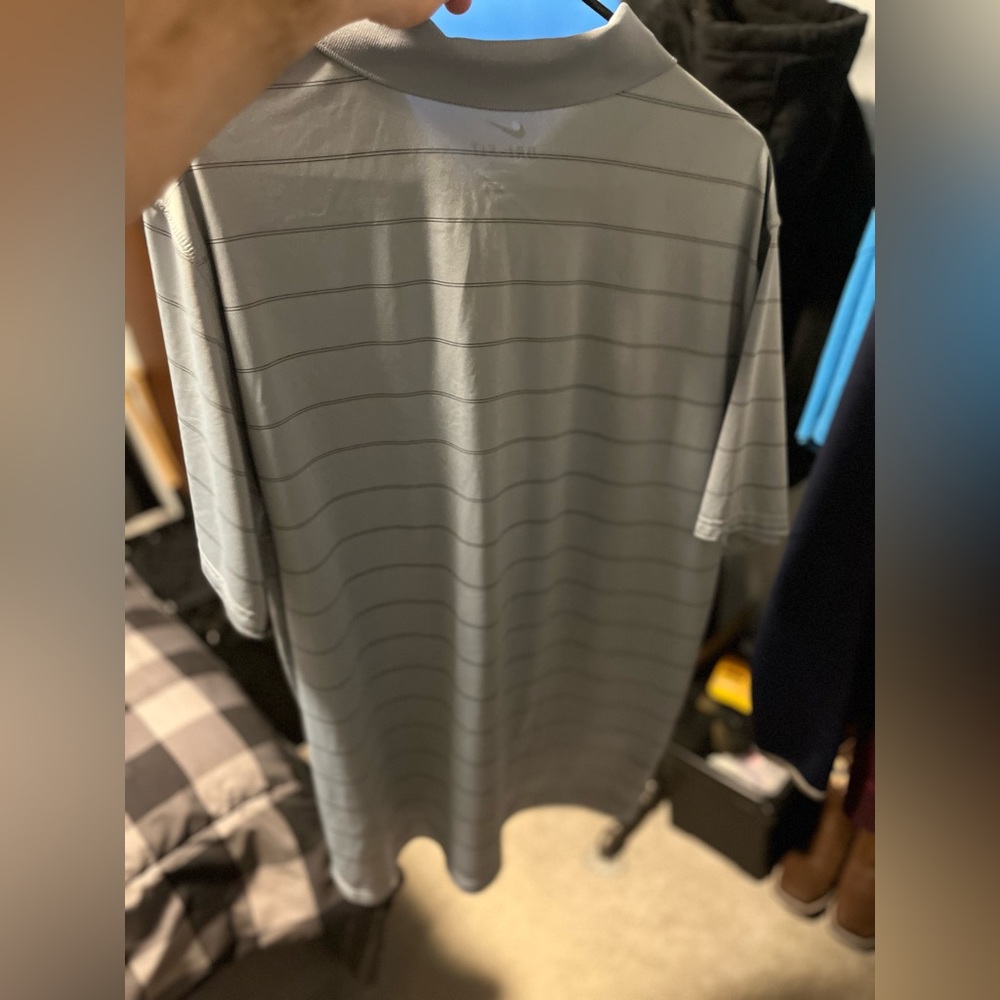 Nike golf tee shirt